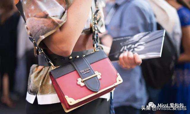 第18只包｜PradaCahier：不只是穿Prada的女王，更是你的月光宝盒