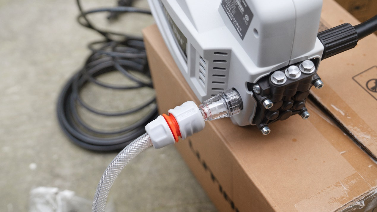 绿田洗车机入门,绿田家用洗车机测评