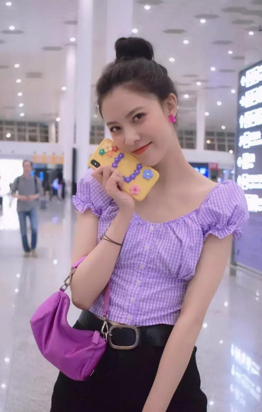 比欧阳娜娜好看的衣服,95后小花欧阳娜娜