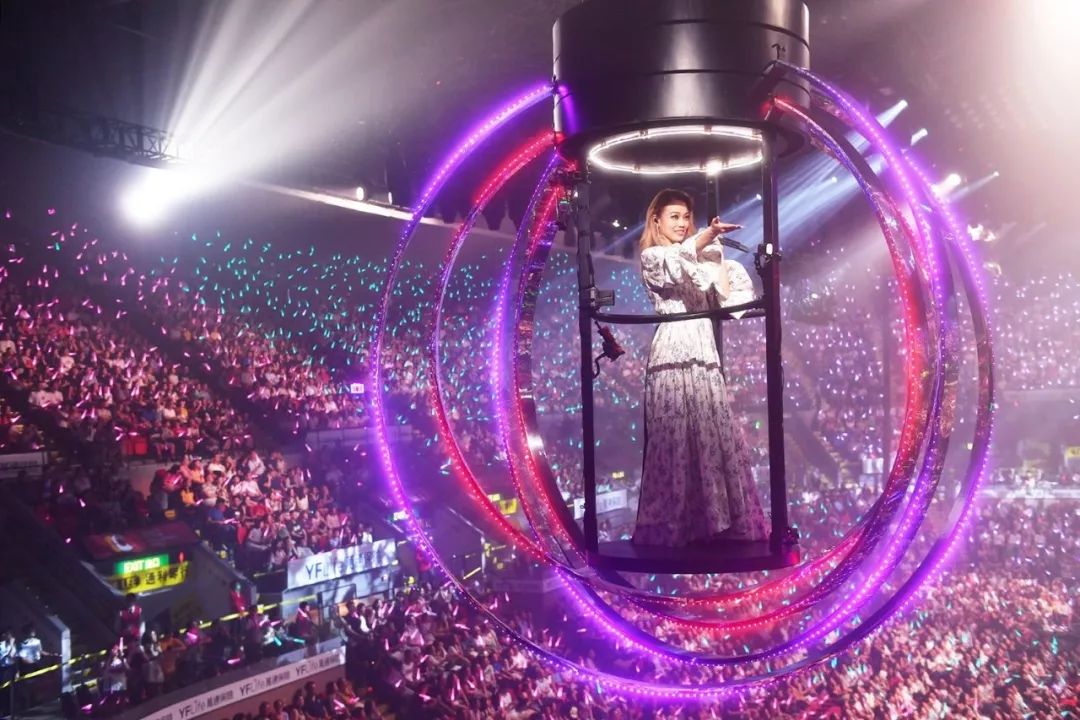 容祖儿张学友刘德华,容祖儿演唱会刘德华出场