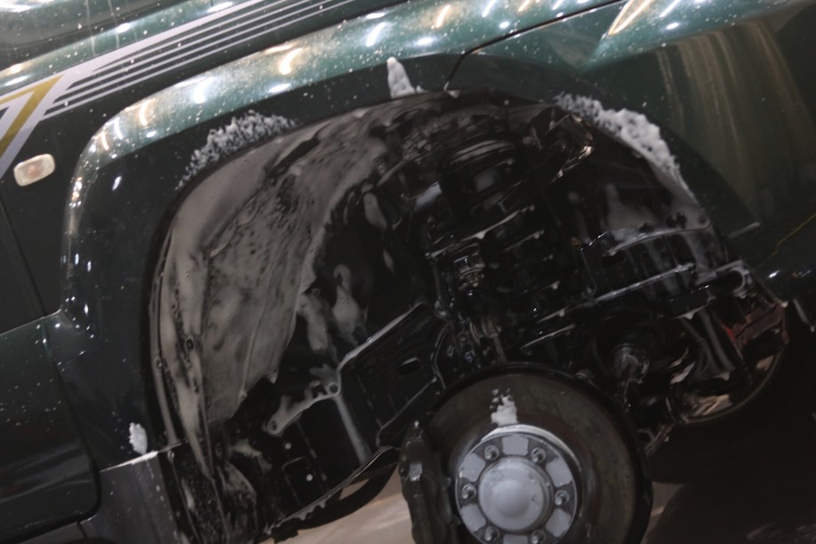 怪兽修车:修复一辆09款中东版丰田霸道,最终旧车变新车