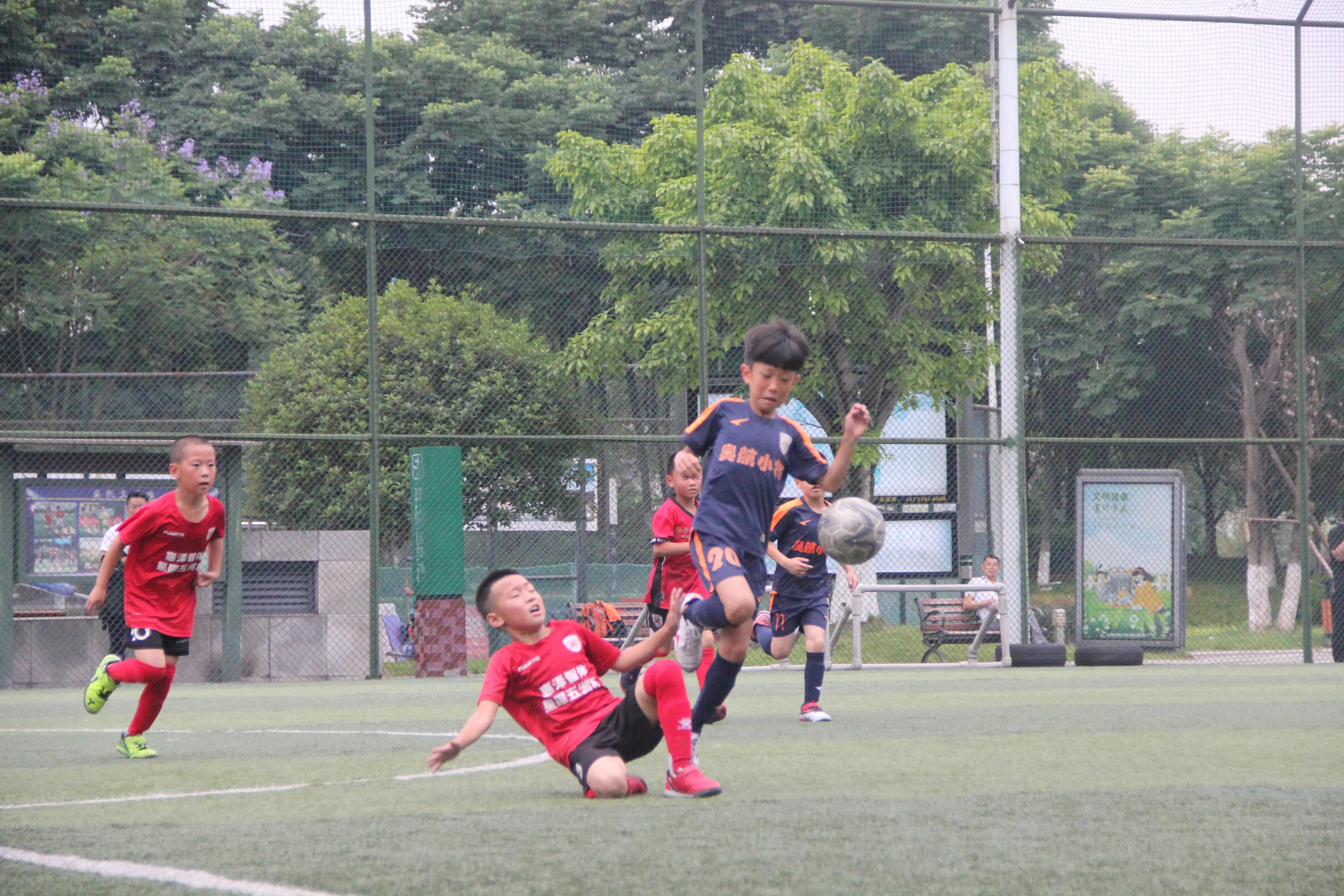 南充奥航足球比赛,南充奥航比赛