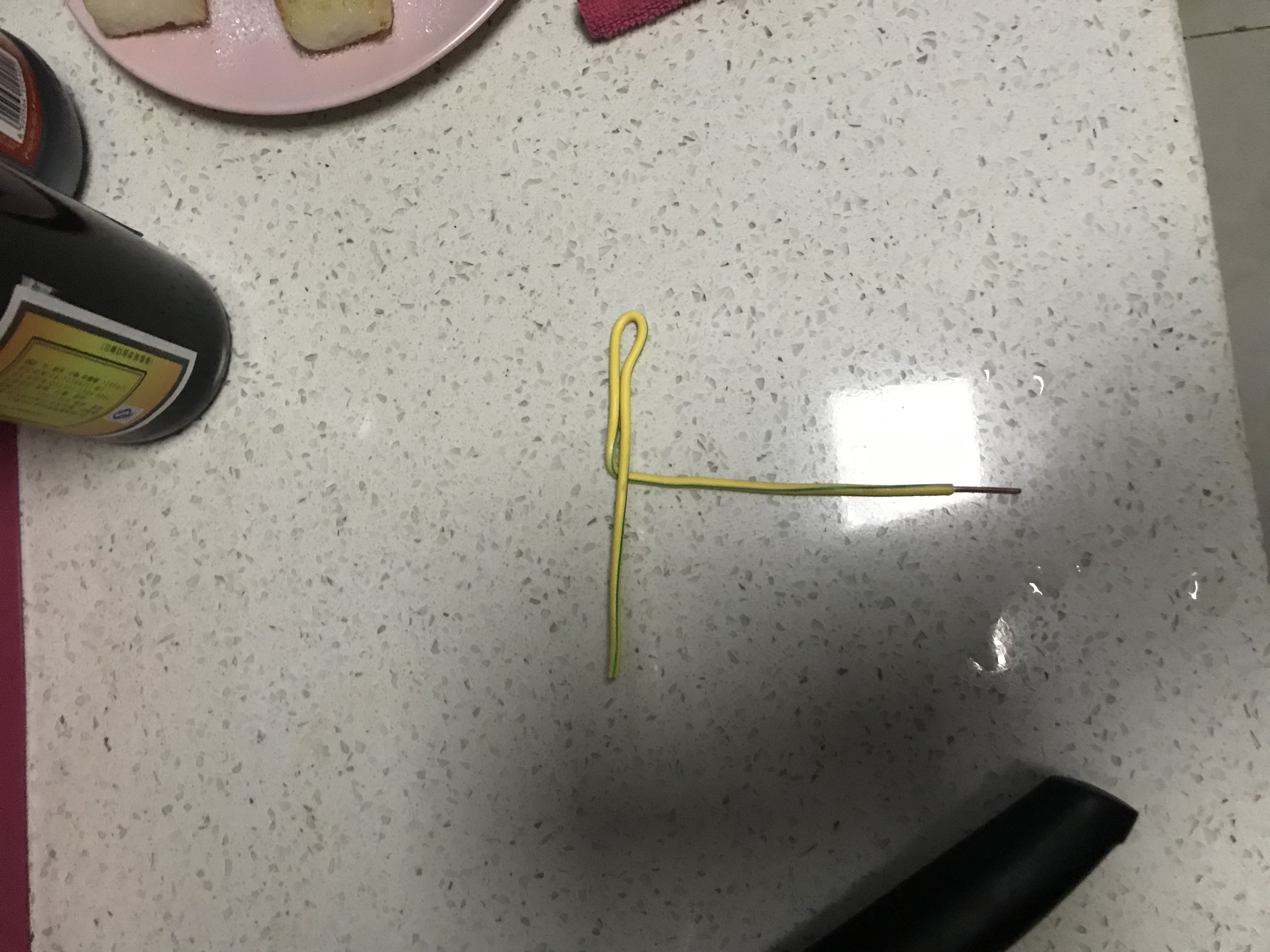 小龙鱼喂食小金鱼,龙鱼怎么喂食最快