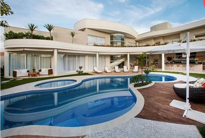 每年物业费5000合理吗,物业费很高但是服务很差怎么办