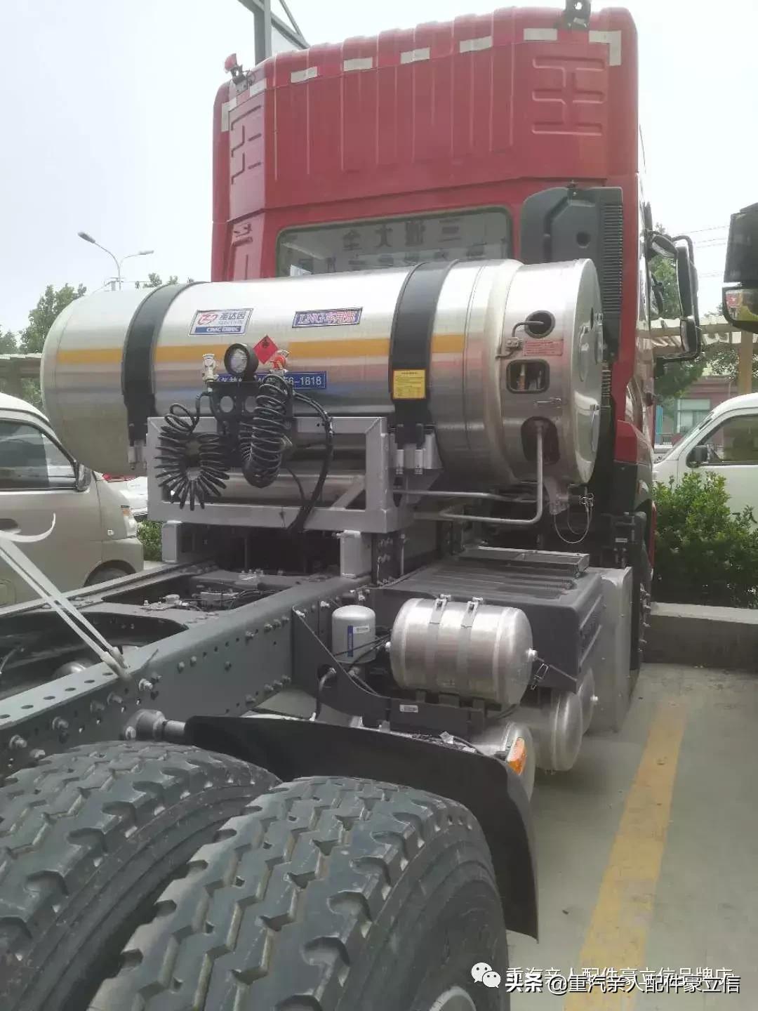 重卡天然气牵引车的操作,重汽天然气牵引车的弊端