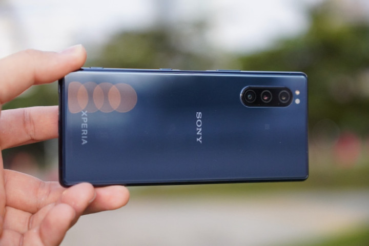 一部美到犯罪的手机，对不起，索尼已经很久没让我这么兴奋了