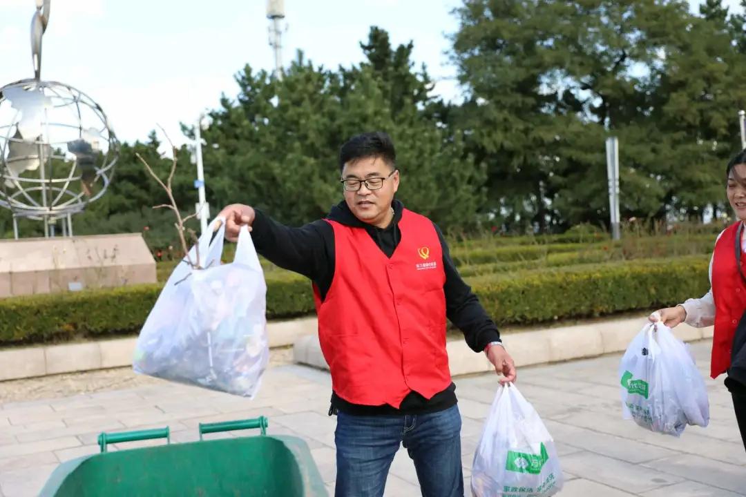 守护“威海蓝”「东方福爱心联盟」在行动