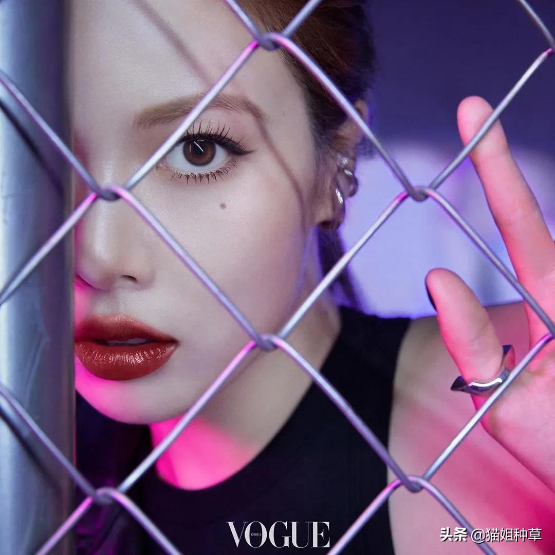 泫雅ysl金盖哑光唇釉色号,泫雅ysl银条试色