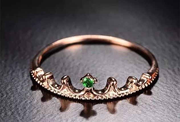 彩金戴久了会掉色么,彩金戴久了会掉颜色吗