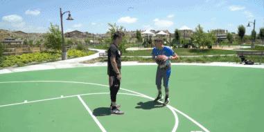 教你一招虚晃过人,球场上超帅的过人技巧教学