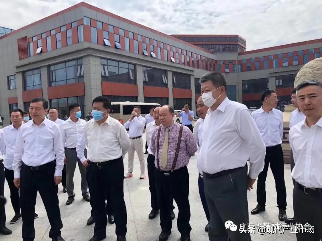 广东新濠畔投资集团有限公司,广东新濠畔集团有限公司