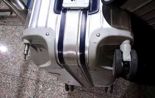 国产结实的旅行箱牌子有哪些,国产旅行箱哪个牌子好