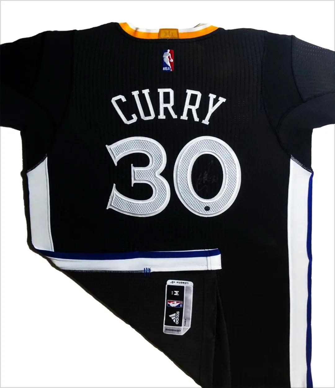 世界体育明星签名拍卖,体育明星签名明信片拍卖