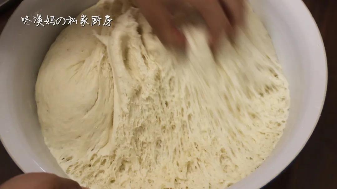 全民热爱的小笼包，肉馅浓香，皮不塌陷的秘密就在这个视频里