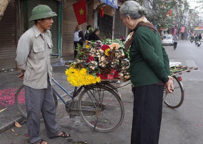 去越南旅游带什么特产最好呢 (去越南旅游必买的十种东西)