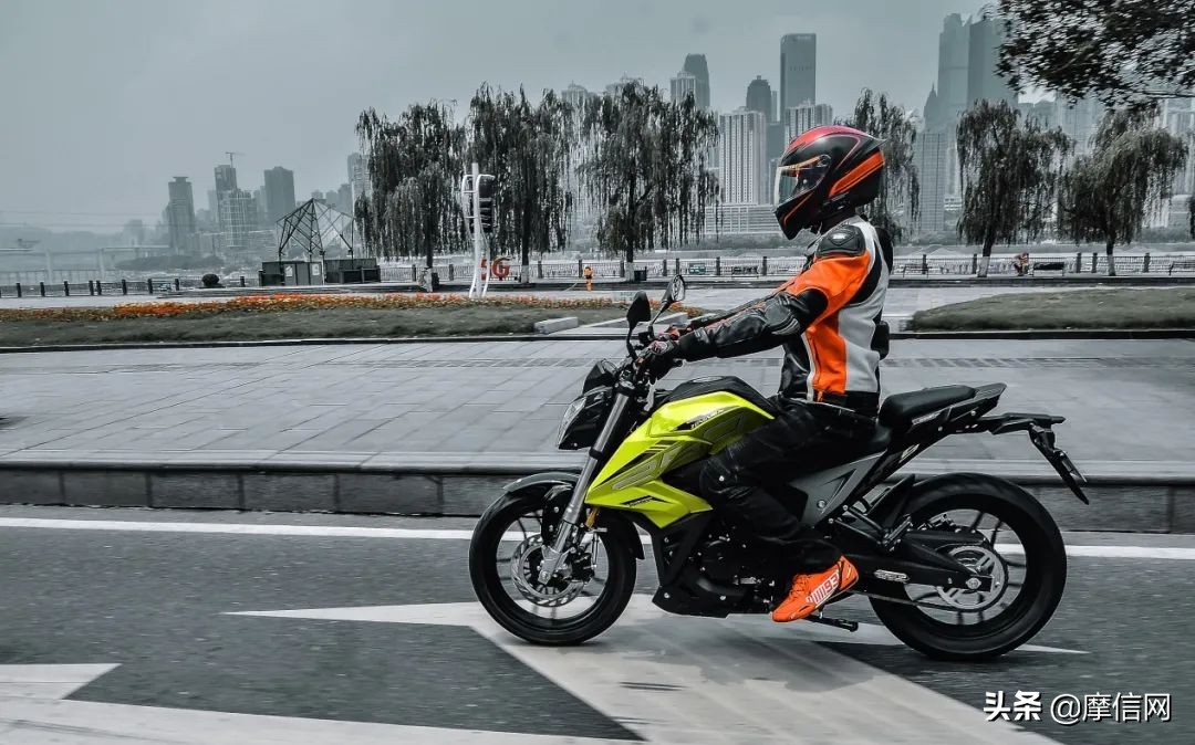 宗申250r跑车街车摩托车测评,宗申250r街车价格是多少