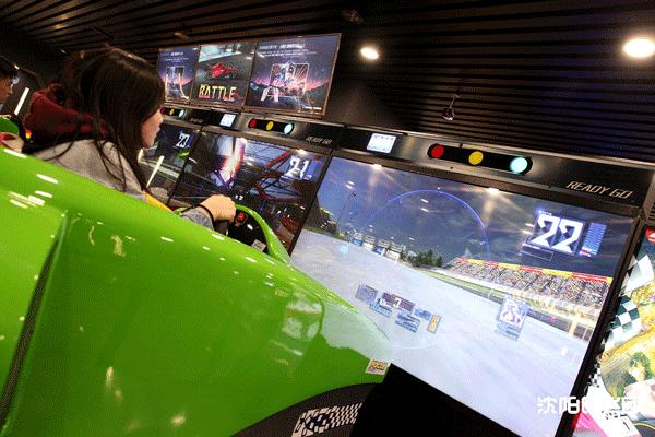 电玩控福利！近万平的游戏世界不投币畅玩！