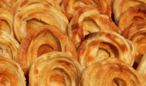 济南被誉为泉城,济南真的是一座充满爱的城市