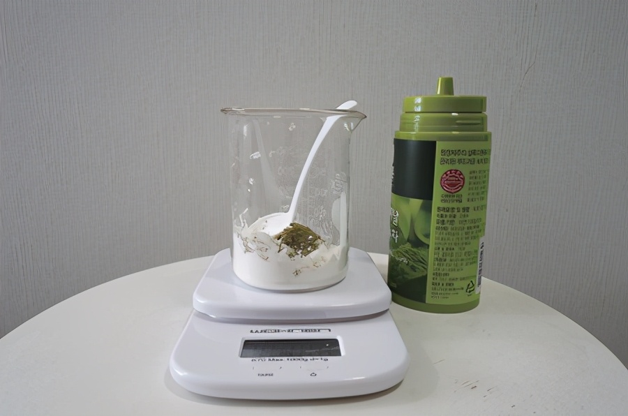 自己在家就能制作户外刷牙的牙膏,自制天然牙膏