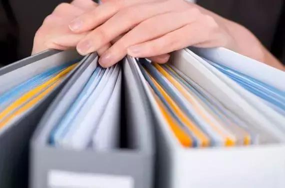 携带违禁品被拦有什么影响,携带禁止携带物品上车怎么处理