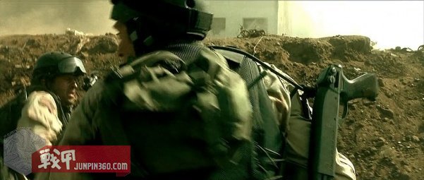 美国黑鹰战机坠落视频,黑鹰坠落最震撼视频