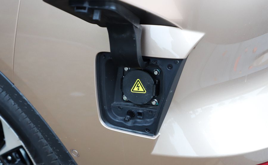 新能源二手车三年半价,新能源二手车全面揭秘