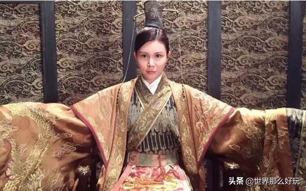 非诚勿扰十周年十对男女嘉宾返场,闫凤娇和马诺哪一年参加比赛