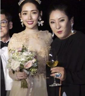 追求者比较多的女明星,郭碧婷为什么可以嫁给向佐