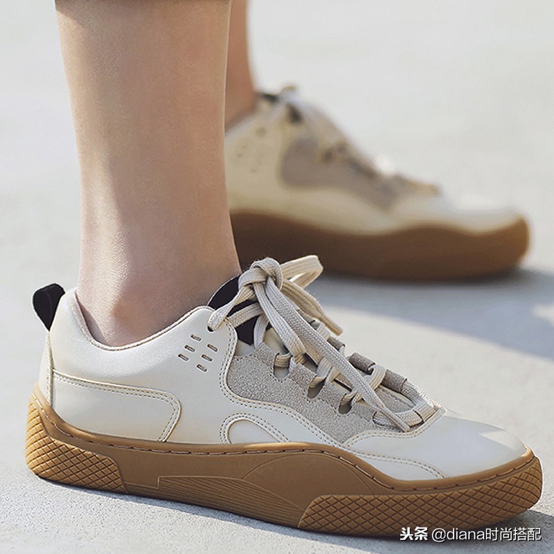 女鞋推荐潮鞋平价穿搭品牌,哪些小众有设计感的女鞋店铺