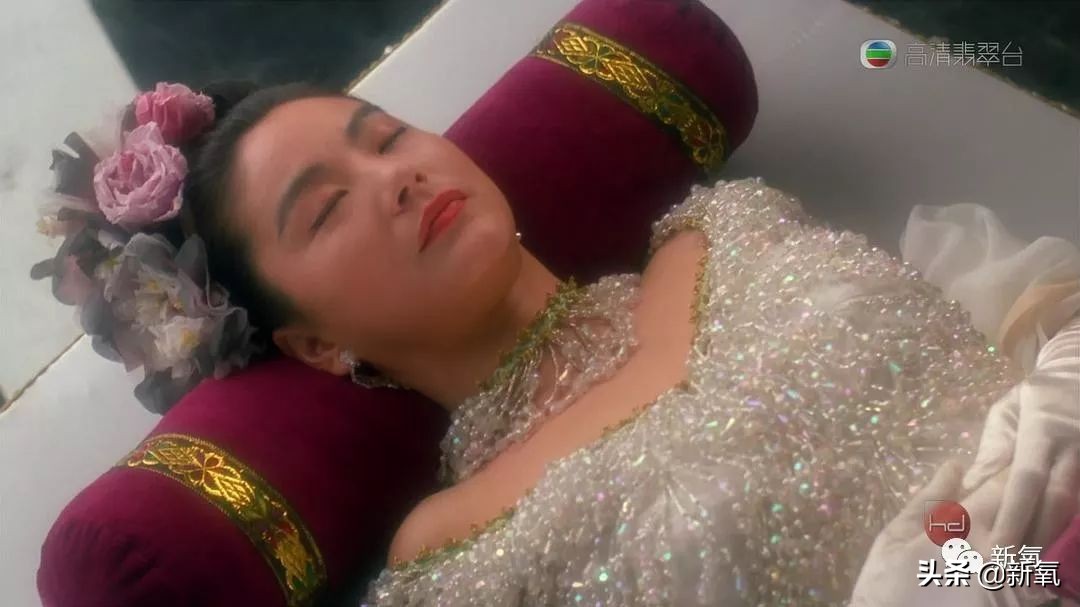 林青霞张曼玉同台合照真是美丽,林青霞张曼玉比武视频