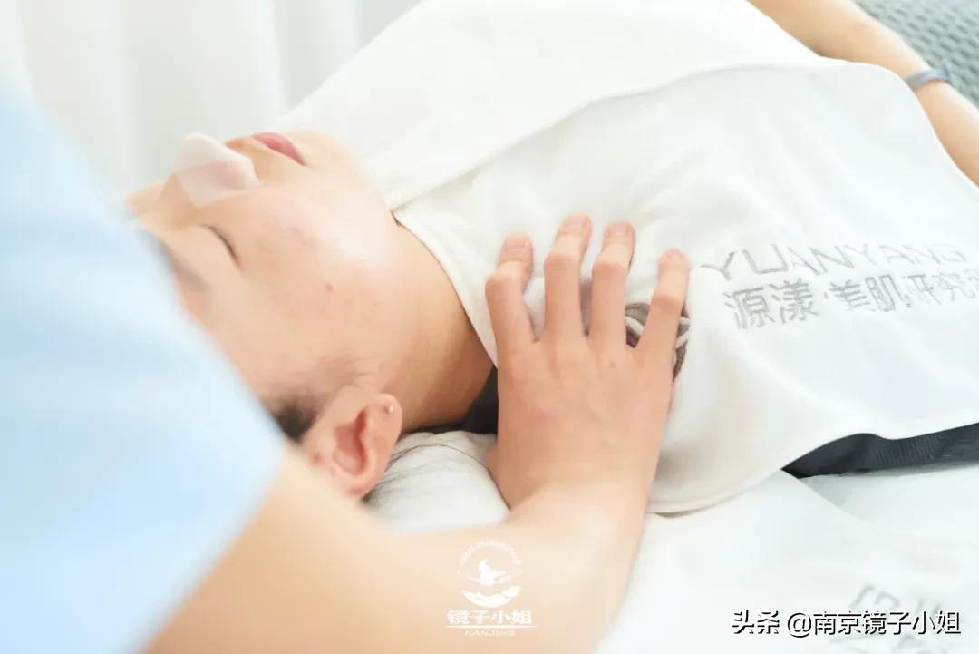 拯救夏季出汗出油肌，深层补水，快让肌肤畅快呼吸一下吧