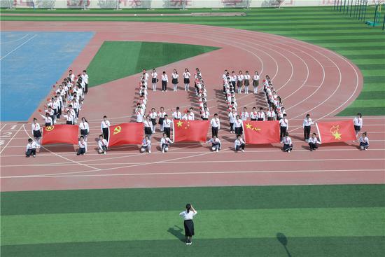 翰墨寄真情丹青颂英烈绘画线稿,翰墨寄真情丹青颂英烈简笔画