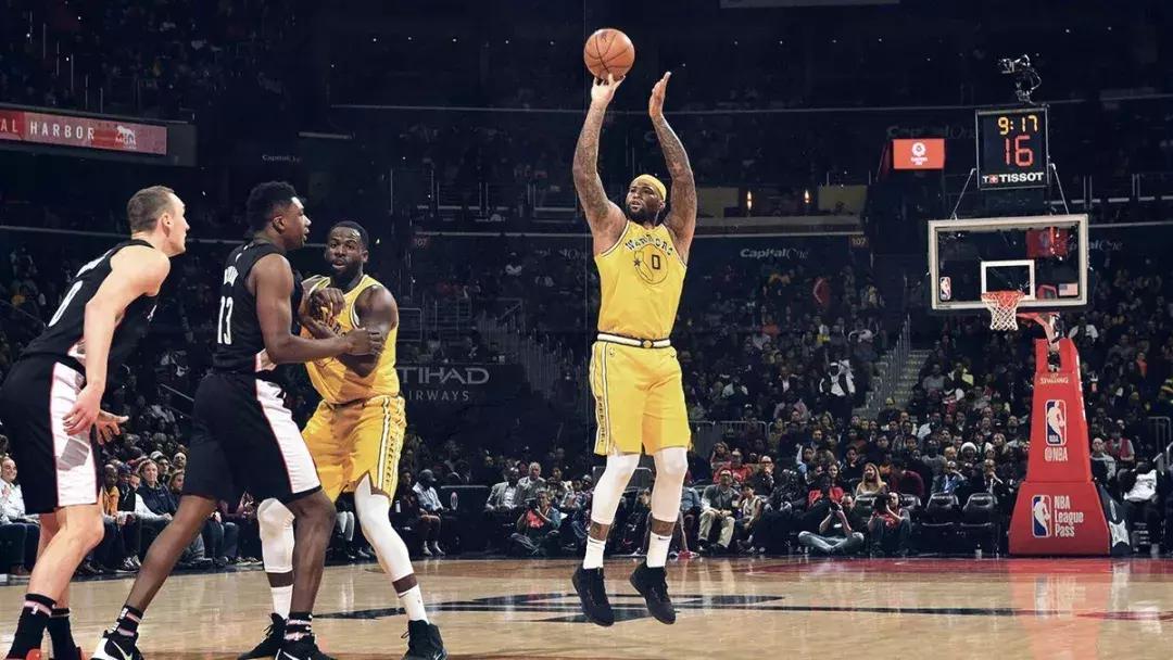 考神打杜兰特完整视频,考神给库里汤普森杜兰特传球