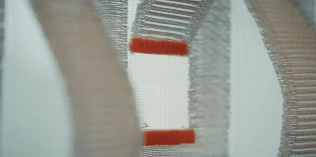 设计师用“纸”做了互动体验式墙纸！网友：不错哦，两天就坏了吧