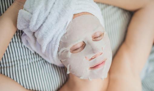 面膜敷完需不需要洗脸日常效果翻翻的敷面膜法则