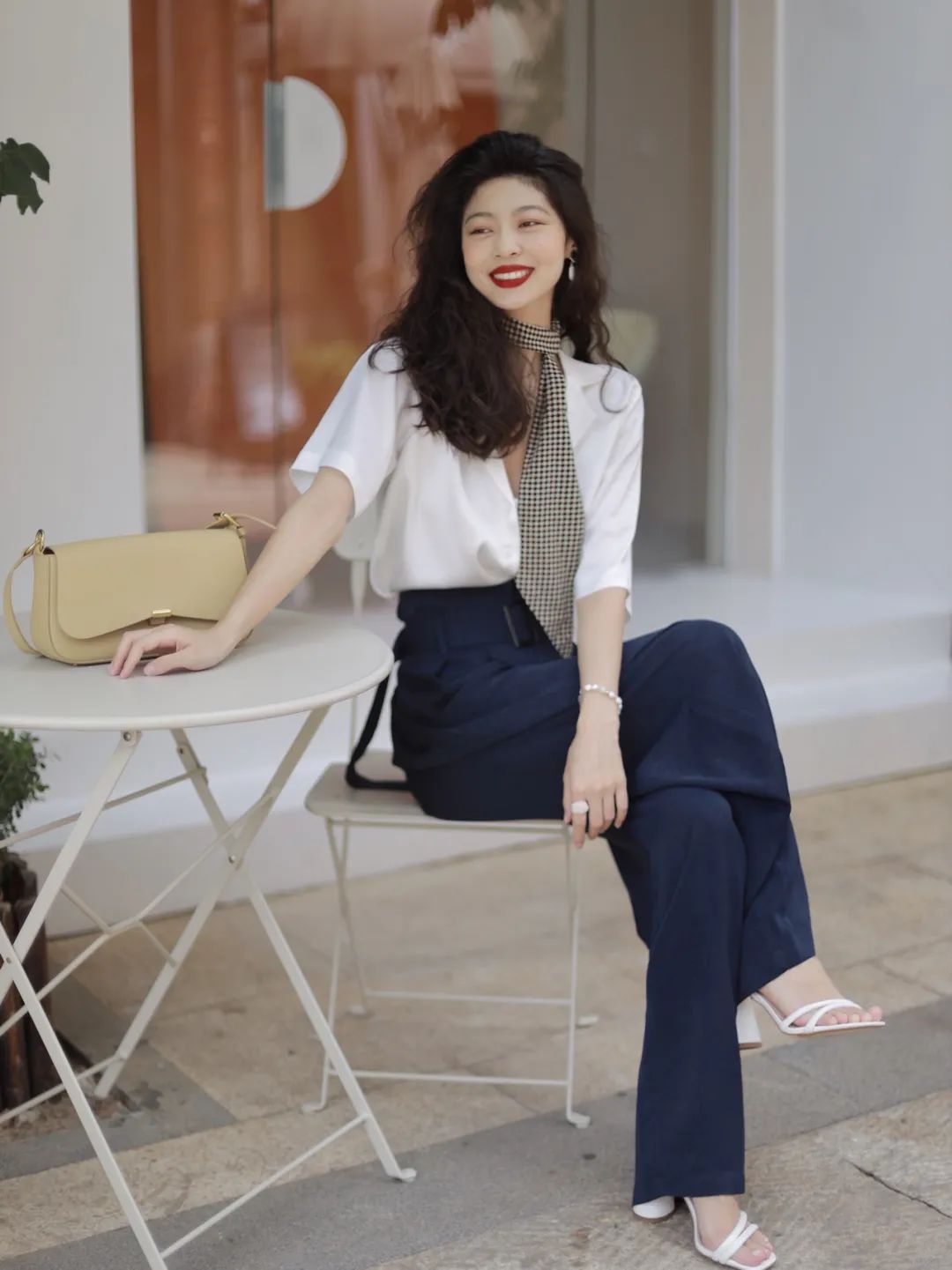 微胖女生的100个技巧,微胖女生显瘦攻略