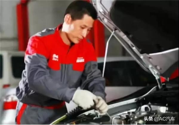 这个江西老俵在杭州开了8家修理厂、拿下了天猫车站第一家样板店