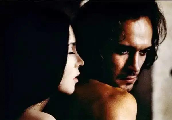 法兰西第一美人,法兰西第一美人阿佳妮