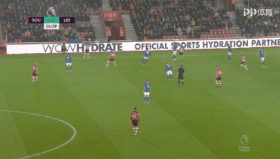 四年轮回夺冠,莱斯特城争前三