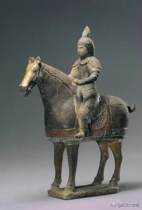 李世民在电影《安市城》中被朝鲜人射瞎一只眼，这事有多离谱