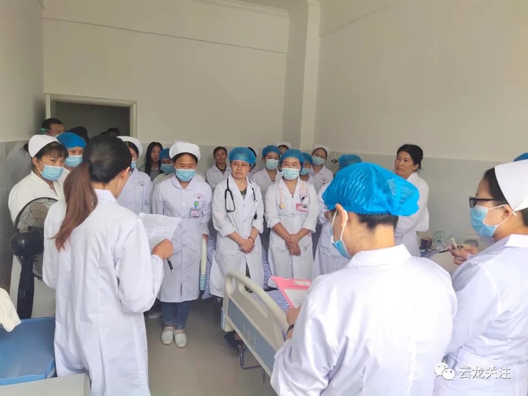 危急孕产妇急救转诊演练,危重产妇应急演练