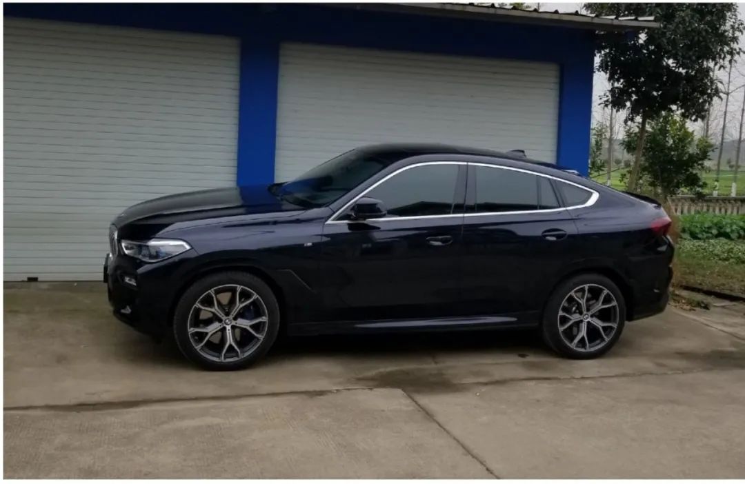 宝马x5和x6哪个更值得买,宝马x6二手车值不值得购买