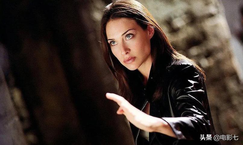 成龙第一部千万票房电影,投资9600万票房大破5亿