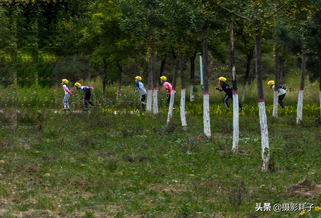 儿童轮滑火热进行中,3-6岁儿童花样轮滑