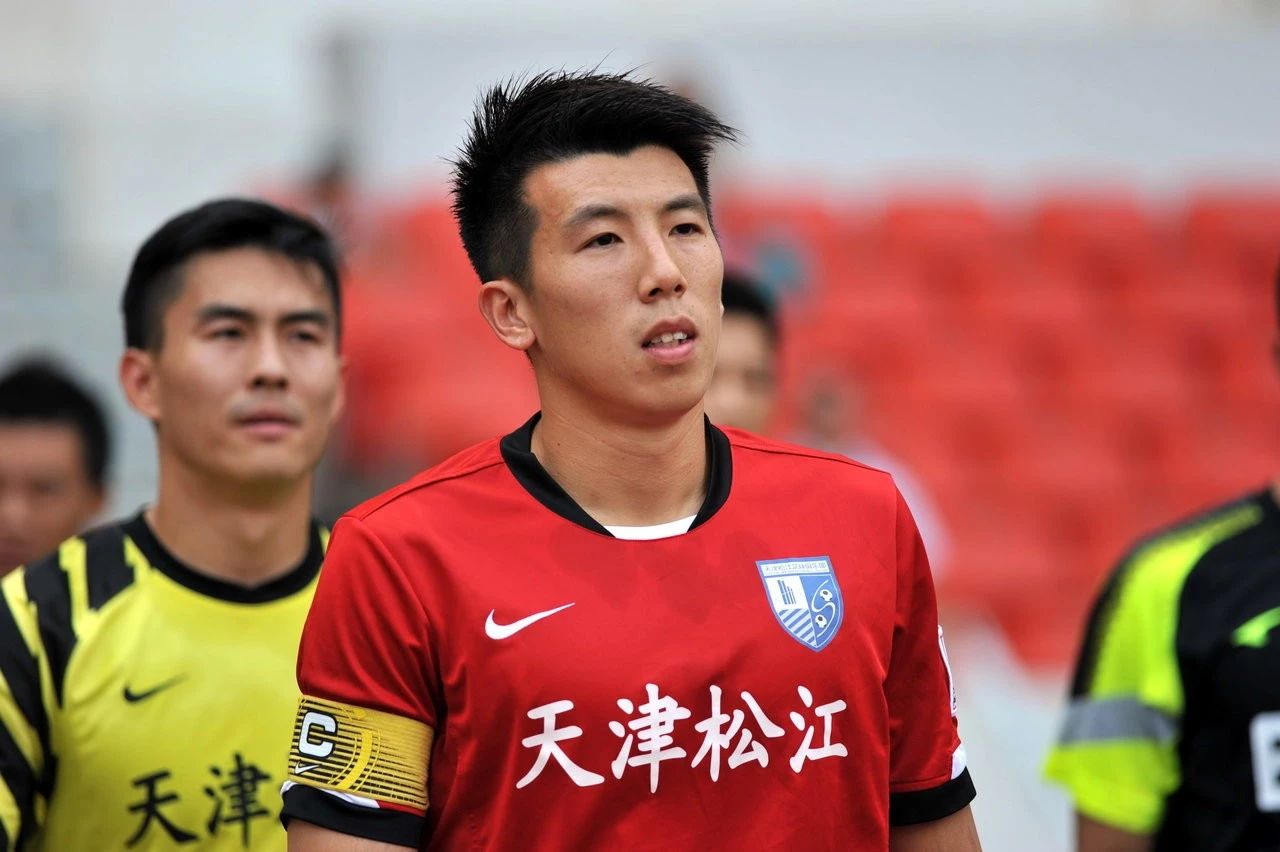 吴伟超场上位置,吴伟超