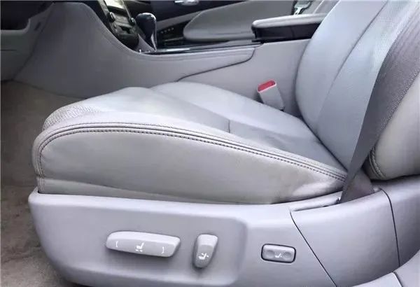 有哪些性能出众的豪车推荐,好车推荐10万雷克萨斯