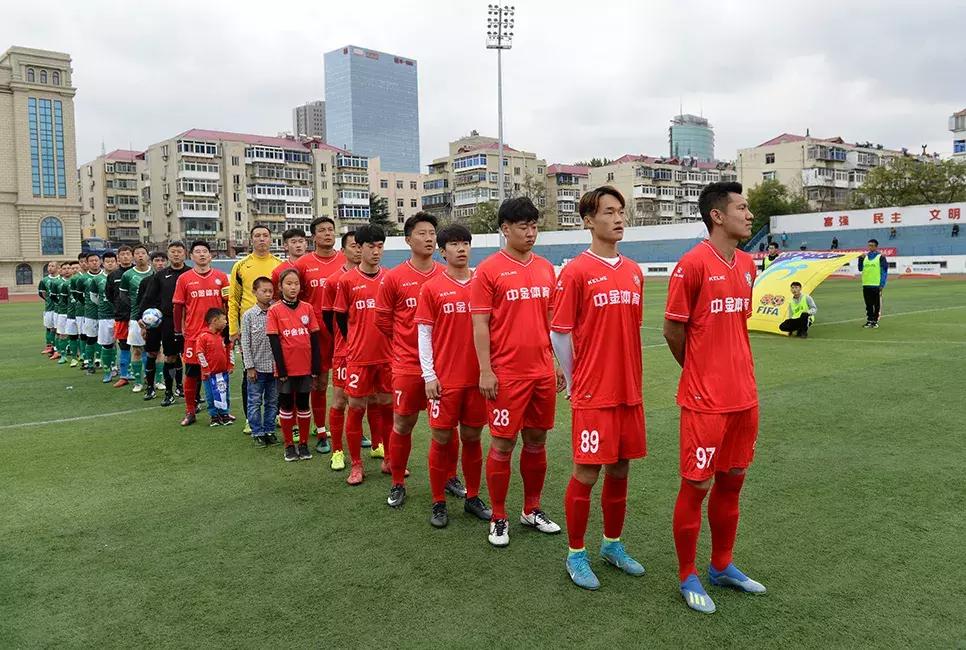 决赛日，用足球证明自己！“烟台农商银行”第五届足协杯落下大幕