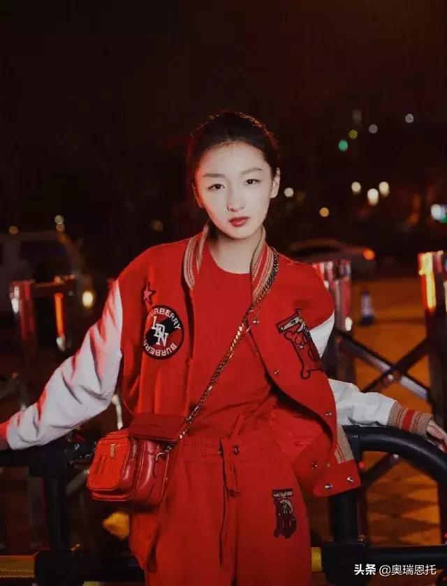 burberry深蓝色搭配 (burberry鼠年限定)