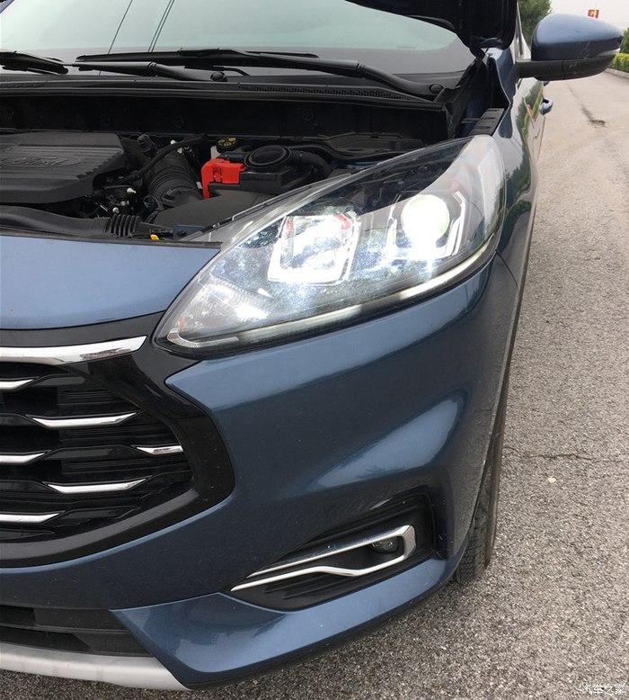 锐际更换氛围灯灯泡,福特锐际悠享版改led灯泡