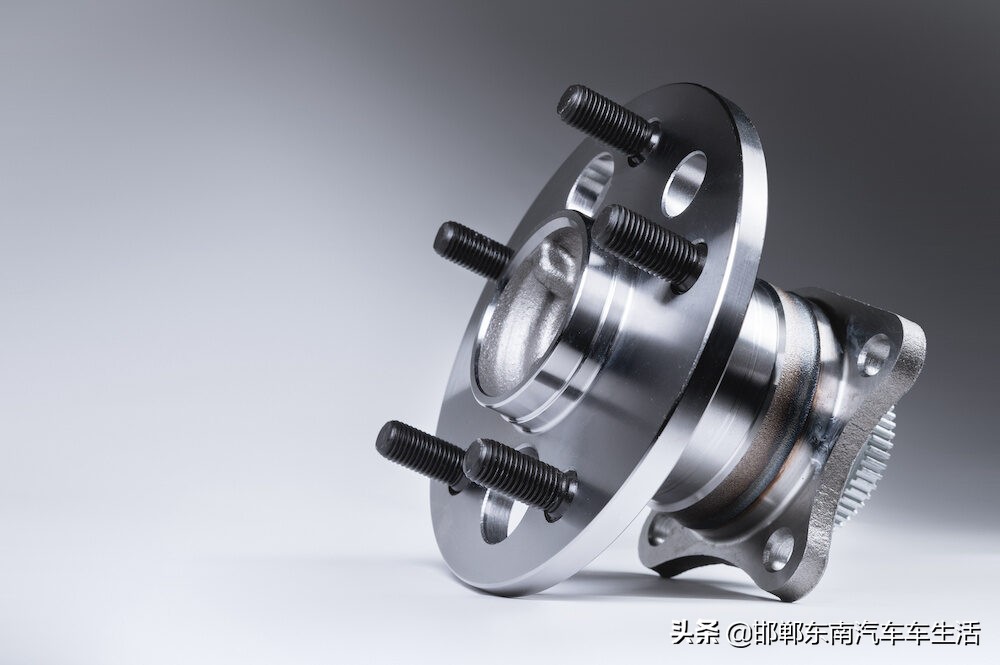 轿车轮毂轴承怎样判断是哪个坏了,轮毂轴承的作用